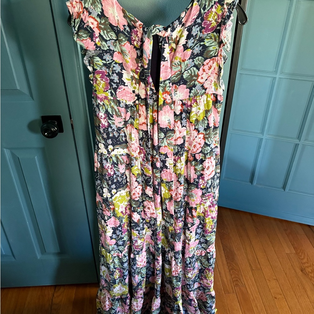 La'Ven floral ruffle sleeves  relaxed long dress features a tie strap back - Picture 5 of 6